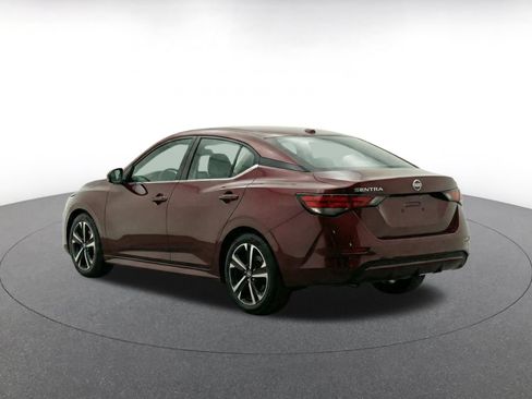 Used 2025 Nissan Sentra SV FWD image 6