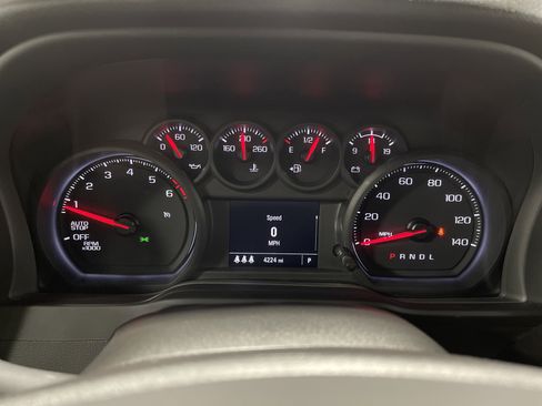 Used 2024 Chevrolet Silverado 1500 Custom image 19