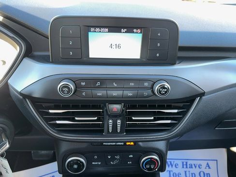 Used 2020 Ford Escape S image 27