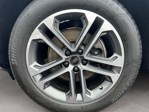 Certified 2025 Audi Q5 Premium w/ Convenience Package image 14