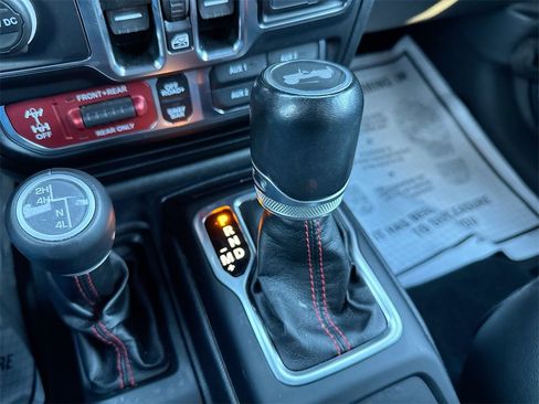 Used 2021 Jeep Wrangler Unlimited Rubicon image 17