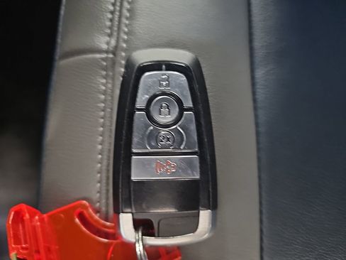 Used 2021 Ford Bronco Outer Banks image 32