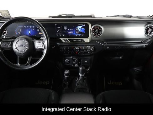Used 2021 Jeep Wrangler Unlimited Sport AWD/4WD image 13