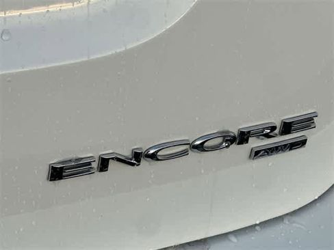 Used 2022 Buick Encore Preferred w/ Safety Package image 27