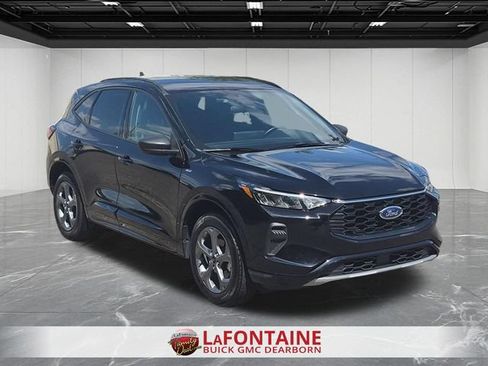 Used 2024 Ford Escape ST-Line w/ Tech Pack #1 AWD/4WD image 10