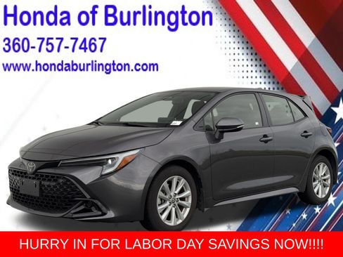 Used 2025 Toyota Corolla SE FWD image 1