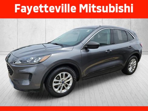 Used 2022 Ford Escape SE FWD image 6