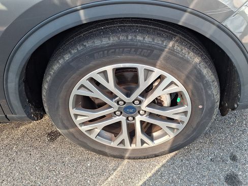 Used 2021 Ford Escape SEL AWD/4WD image 4