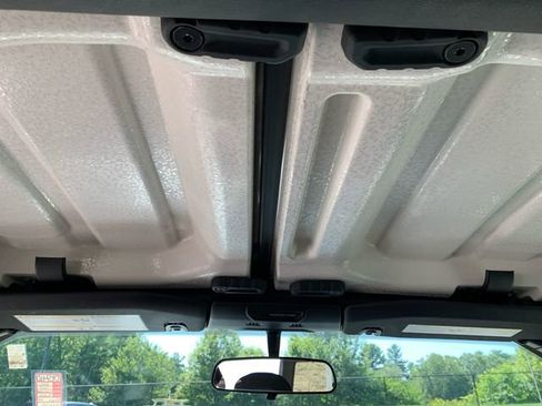 Used 2021 Jeep Wrangler Unlimited Sport image 17