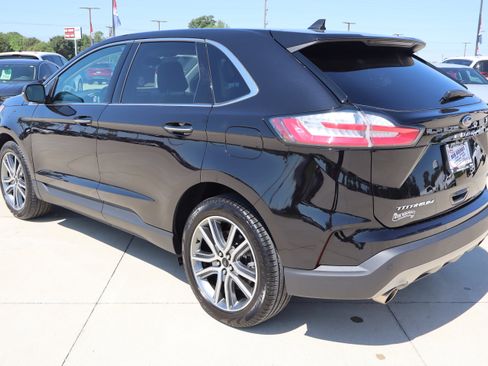 Used 2024 Ford Edge Titanium w/ Equipment Group 301A AWD/4WD image 8