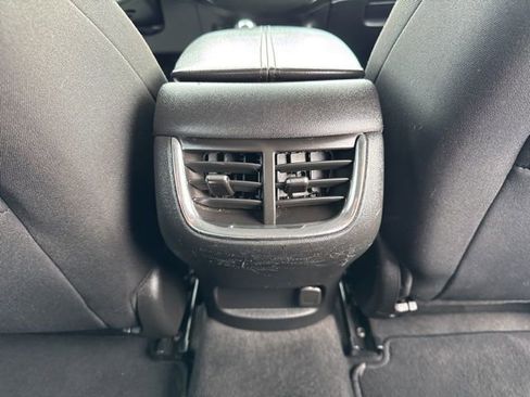 Used 2020 Chevrolet Malibu LT image 24