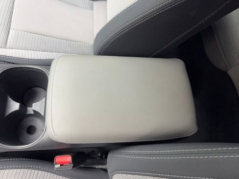 Used 2025 Subaru Outback Premium image 67