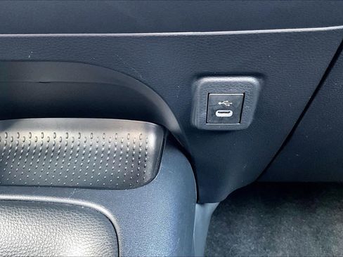 Used 2023 Toyota Corolla LE w/ Carpet Mat Package (TMS) FWD image 32