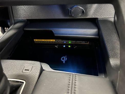 Used 2021 Toyota Avalon Limited w/ Advanced Safety Package FWD image 25