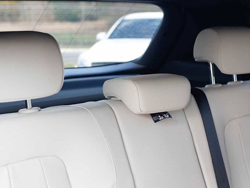 New 2026 Mercedes-Benz GLA 250 4MATIC image 16