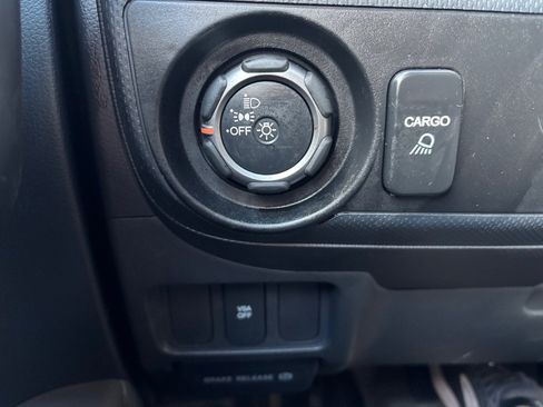 Used 2011 Honda Ridgeline RTS image 13