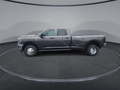 New 2026 RAM 3500 Tradesman AWD/4WD image 4