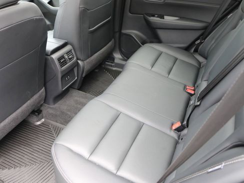 Used 2023 Nissan Rogue SL FWD image 31