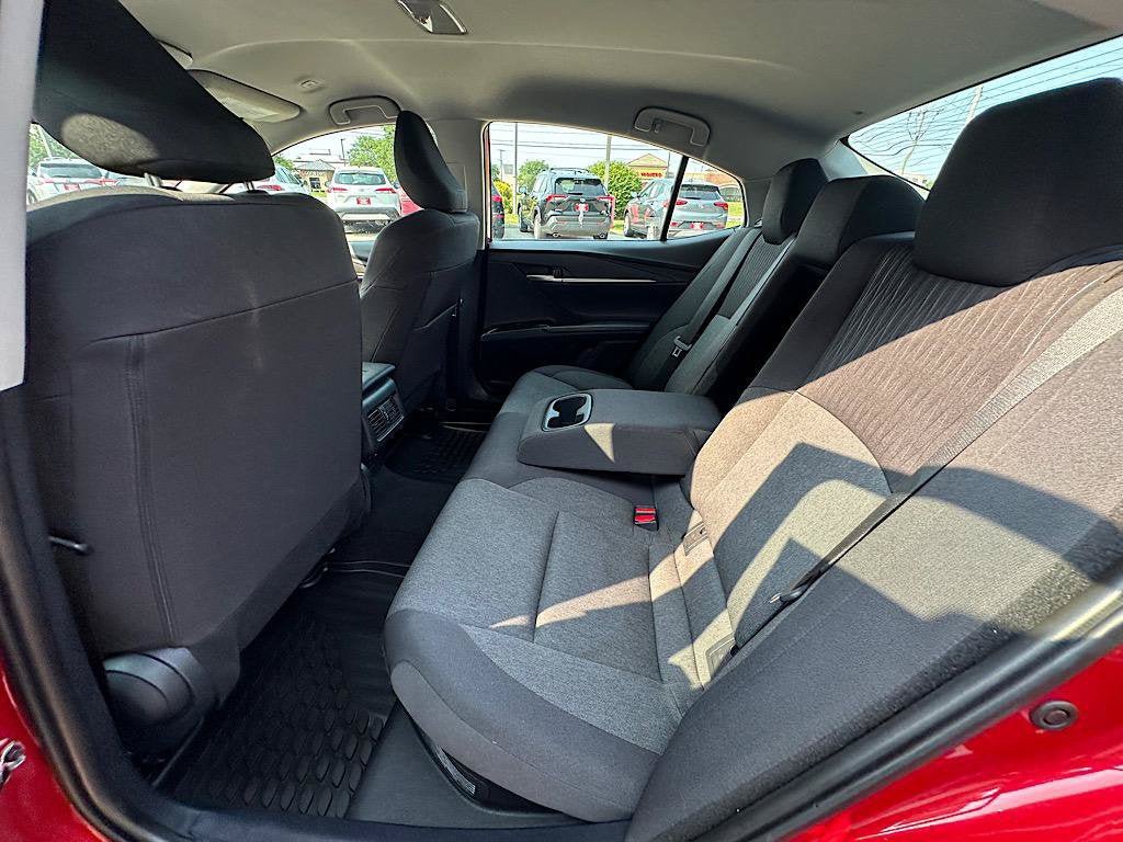 Used 2025 Toyota Camry LE FWD image 15