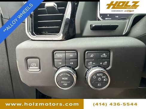 Used 2023 GMC Sierra 1500 AT4 w/ AT4 Premium Package image 19