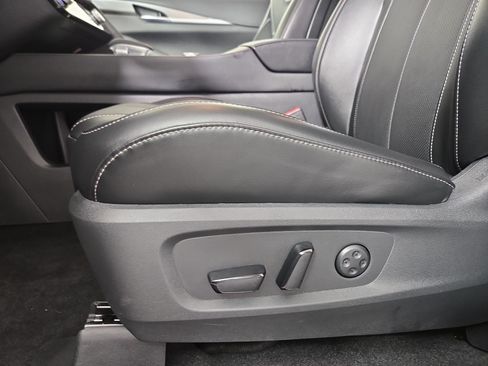 Used 2026 INFINITI QX60 Luxe w/ Cargo Package FWD image 32