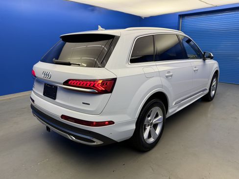 Used 2023 Audi Q7 2.0T Premium Plus w/ Premium Plus Package AWD/4WD image 7