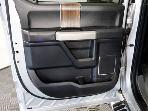 Used 2015 Ford F150 Lariat w/ Equipment Group 502A Luxury image 21