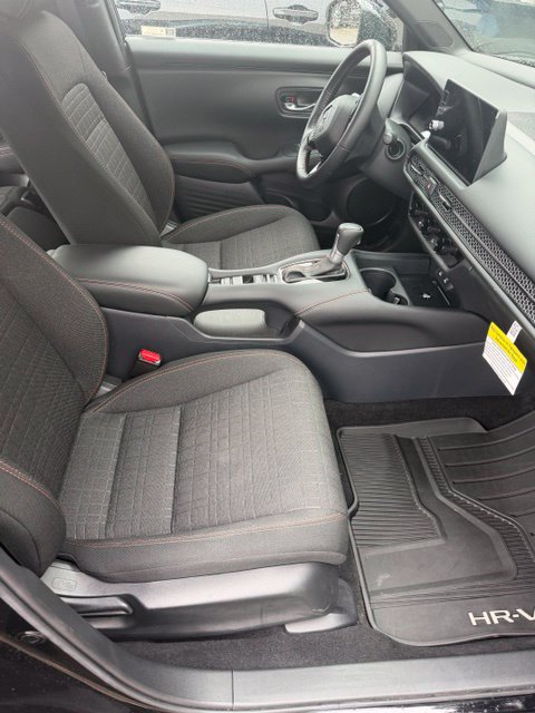 Certified 2026 Honda HR-V Sport image 7