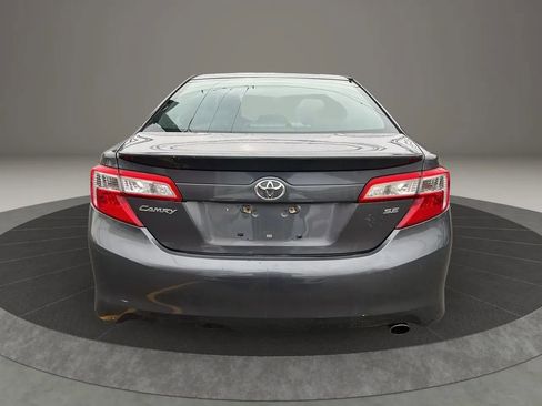 Used 2012 Toyota Camry XLE image 6
