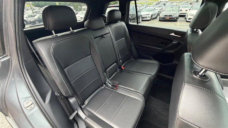Used 2021 Volkswagen Tiguan SE R-Line AWD/4WD image 21