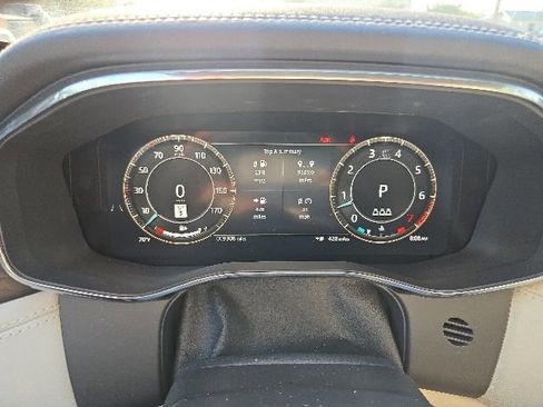 Used 2025 Jaguar F-PACE R-Dynamic S AWD/4WD image 13