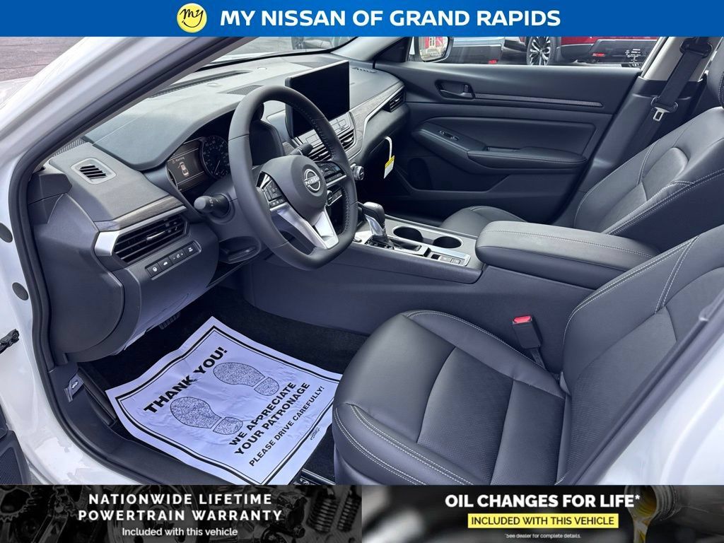 New 2026 Nissan Altima 2.5 SV w/ SV Premium Package FWD image 10