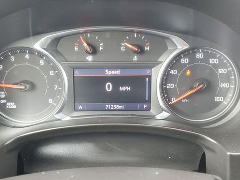 Certified 2023 GMC Terrain SLT image 10