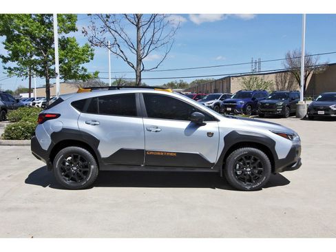 New 2026 Subaru Crosstrek 2.5i Wilderness w/ Crosstrek Mirror Package AWD/4WD image 5