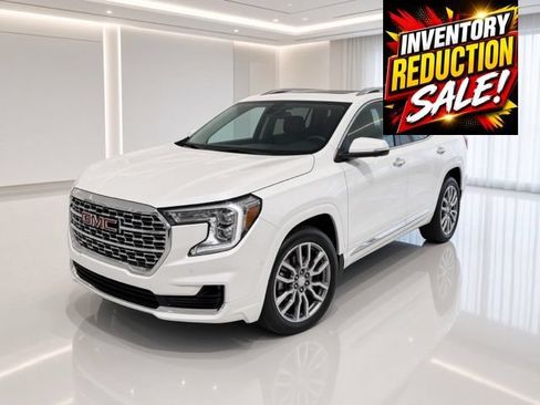 Used 2023 GMC Terrain Denali w/ Denali Premium Package AWD/4WD image 5