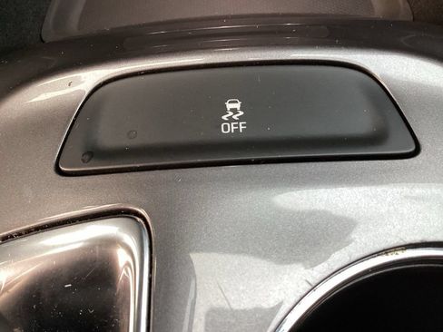 Used 2023 Chevrolet Malibu LT FWD image 29