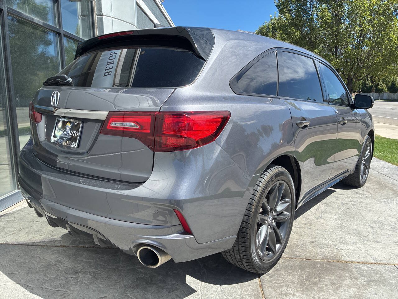 Used 2020 Acura MDX w/ Technology Package AWD/4WD image 5