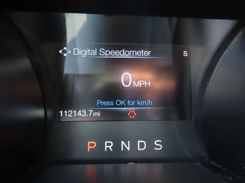 Used 2018 Ford Mustang Coupe RWD image 21
