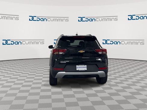 Used 2023 Chevrolet TrailBlazer LT w/ Convenience Package FWD image 7