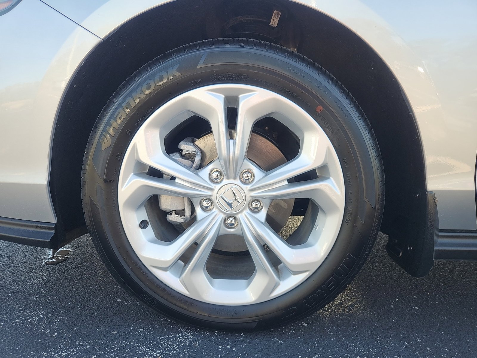 Used 2024 Honda Accord LX image 12