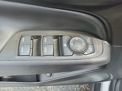 Certified 2021 Chevrolet Equinox Premier w/ LPO, Floor Liner Package FWD image 22