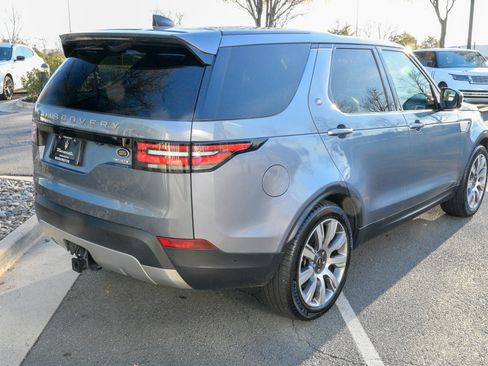 Used 2019 Land Rover Discovery HSE image 5