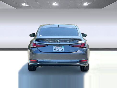 Certified 2023 Lexus ES 300h w/ Premium Package FWD image 11