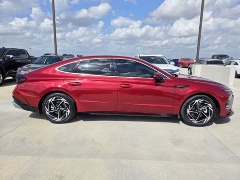 Used 2024 Hyundai Sonata SEL w/ Convenience Package image 5