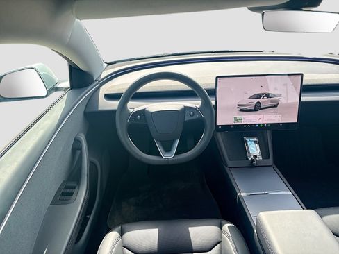 Used 2025 Tesla Model 3 Long Range RWD image 21