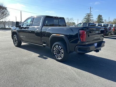 Certified 2024 GMC Sierra 2500 Denali Ultimate image 8