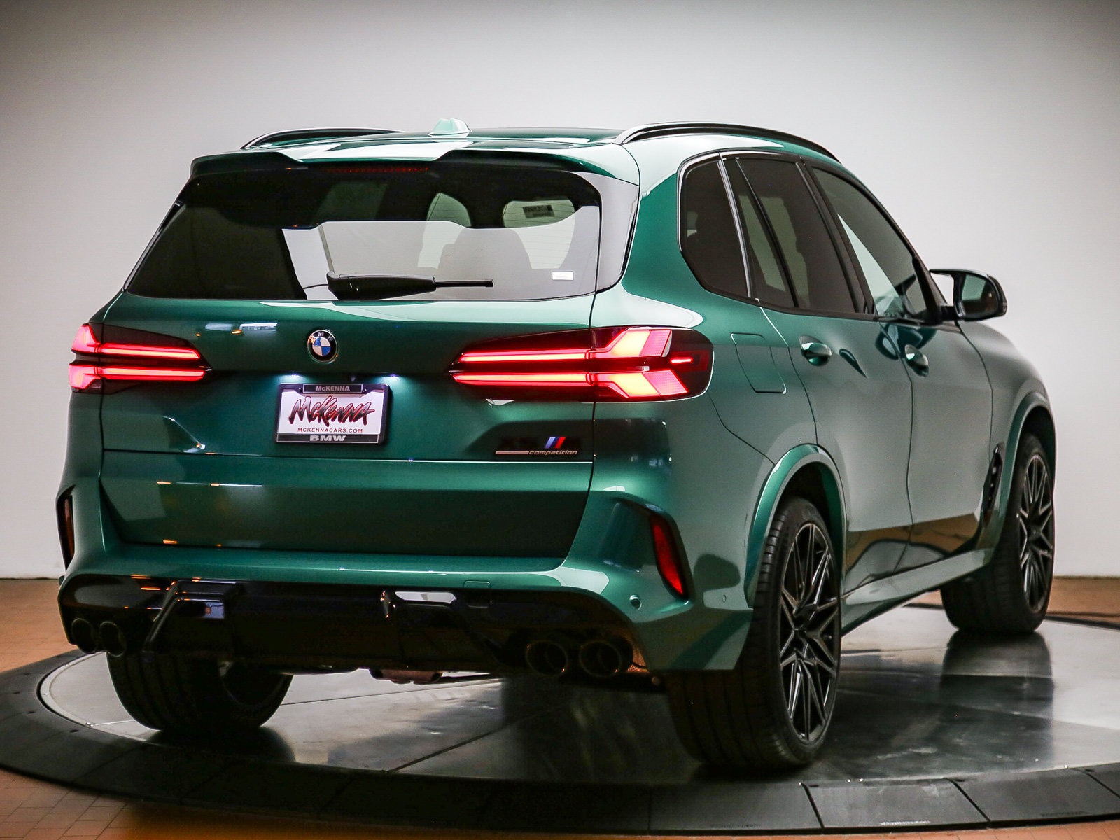 New 2026 BMW X5 M Competition w/ Executive Package AWD/4WD image 5