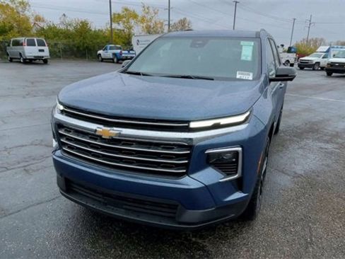 New 2026 Chevrolet Traverse LT w/ Driver Confidence Package image 5