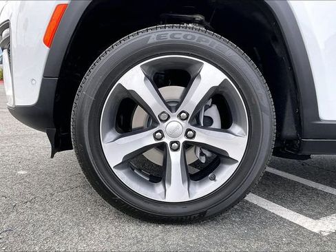 New 2026 Jeep Grand Cherokee Limited w/ Luxury Tech Group II image 10