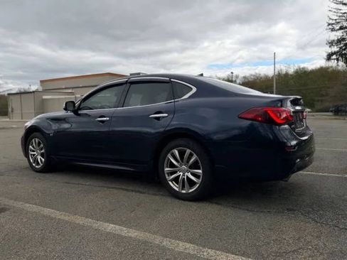 Used 2015 INFINITI Q70 3.7 AWD/4WD image 6
